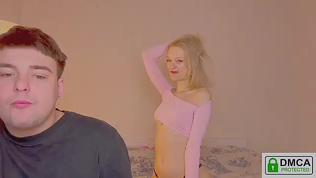 your molly mark  online show from 25, 2, 2026