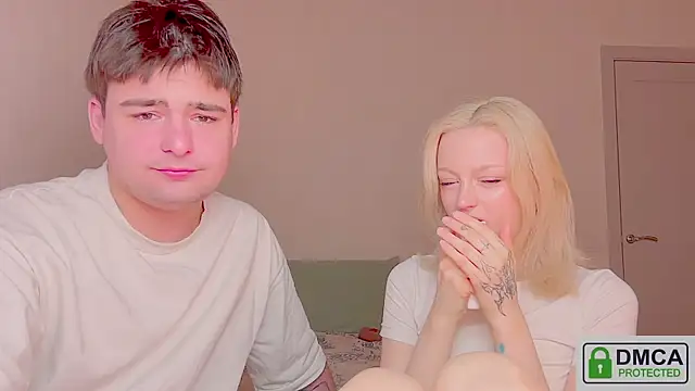 your molly mark  online show from 4, 4, 2026