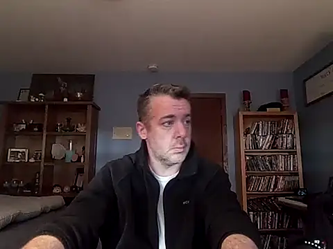 chrisw8140 online show from 12, 2, 2026