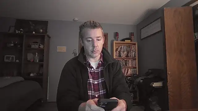 chrisw8140 online show from 6, 3, 2026