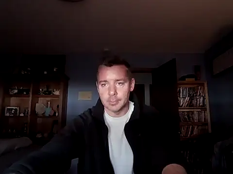 chrisw8140 online show from 8, 2, 2026