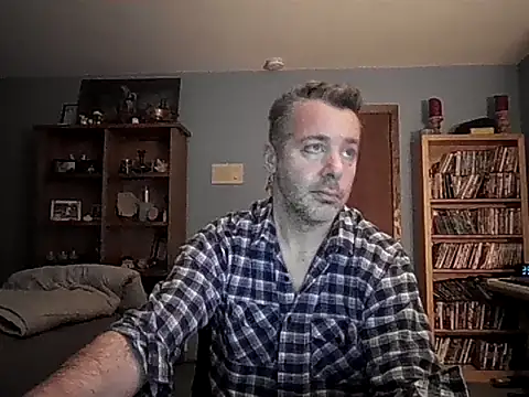 chrisw8140 online show from 13, 2, 2026