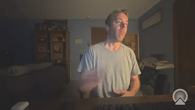 Snapshot of chrisw8140 chatting on 9, 7, 2026 chrisw8140 online show from 9, 7, 2026
