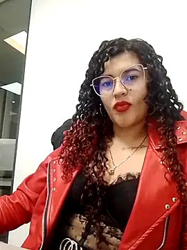 curlyheat online show from 27, 4, 2026