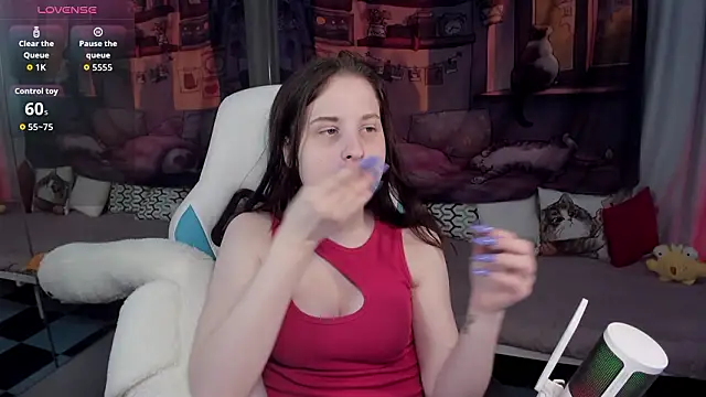 KiraDuvall online show from 20, 2, 2026