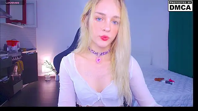 sailormoon666  online show from 20, 6, 2026