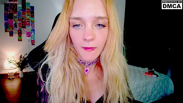 sailormoon666  online show from 25, 7, 2026