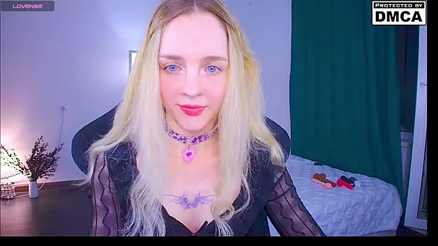 sailormoon666  online show from 21, 6, 2026