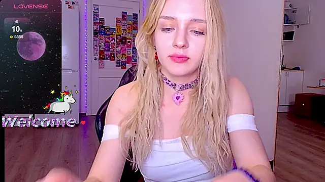 sailormoon666  online show from 6, 3, 2026