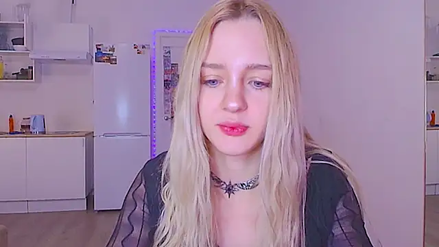 sailormoon666  online show from 8, 2, 2026