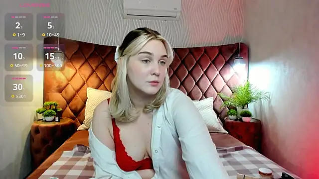 Snapshot of SusanBev chatting on 13, 2, 2026 SusanBev online show from 13, 2, 2026