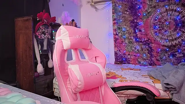 Snapshot of 25sweetlilbunny chatting on 24, 2, 2026 25sweetlilbunny online show from 24, 2, 2026