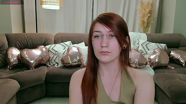 Snapshot of Polly_Sweet chatting on 9, 2, 2026 Polly Sweet online show from 9, 2, 2026