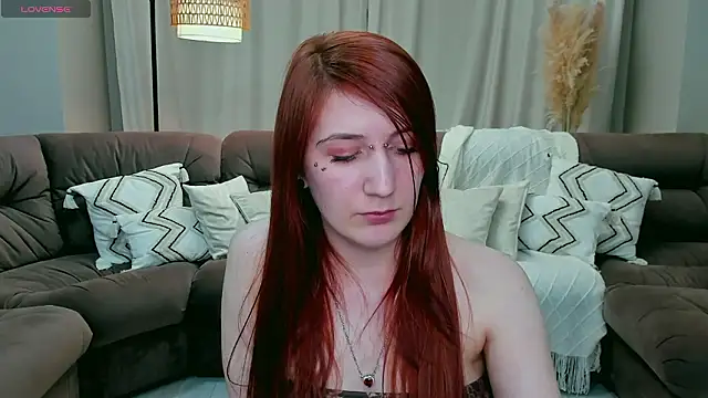 Snapshot of Polly_Sweet chatting on 7, 2, 2026 Polly Sweet online show from 7, 2, 2026