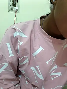 Snapshot of Aaradhna-_hoy chatting on 2, 3, 2026 Aaradhna- hoy online show from 2, 3, 2026