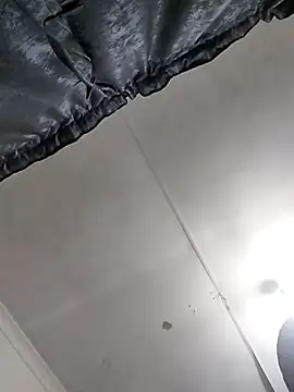 FINEBABYWOLF online show from 21, 4, 2026