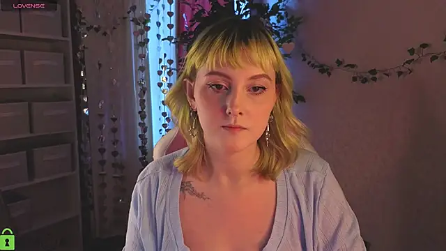 Roziett Belle online show from 15, 3, 2026