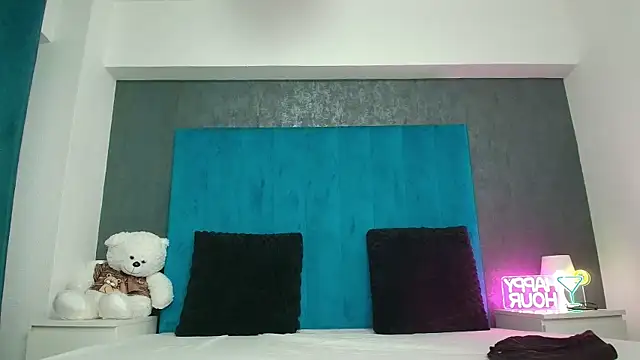 AnyaHappiness online show from 5, 2, 2026