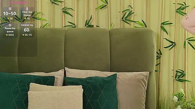 EmilyWess online show from 5, 4, 2026