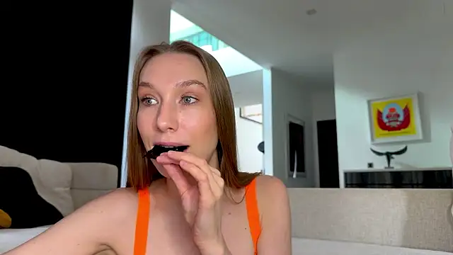 Linaspicee online show from 14, 2, 2026