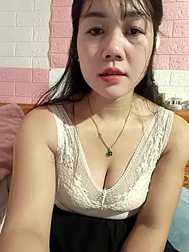 Ngocmai lazdy online show from 3, 4, 2026