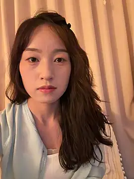 wenwenyaa online show from 14, 4, 2026