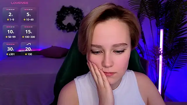 Snapshot of Ellie_Heavenly chatting on 18, 1, 2026 Ellie Heavenly online show from 18, 1, 2026