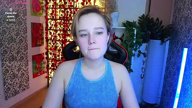 Snapshot of Ellie_Heavenly chatting on 28, 2, 2026 Ellie Heavenly online show from 28, 2, 2026