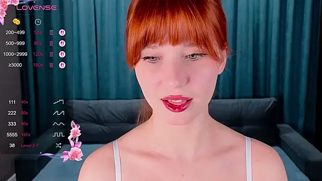 Snapshot of CatherineCummi chatting on 10, 4, 2026 CatherineCummi online show from 10, 4, 2026