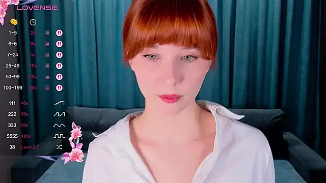 Snapshot of CatherineCummi chatting on 12, 4, 2026 CatherineCummi online show from 12, 4, 2026