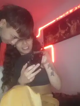 AlexxaAndRileyy online show from 6, 2, 2026