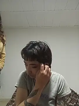 AlexxaAndRileyy online show from 12, 4, 2026