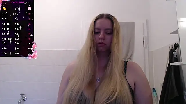 Mia lou05 online show from 4, 5, 2026