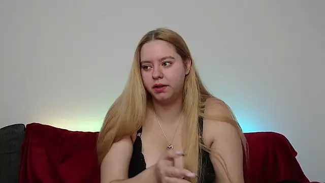 Mia lou05 online show from 8, 3, 2026