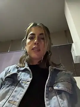 Snapshot of Paulinaa_bella chatting on 11, 2, 2026 Paulinaa bella online show from 11, 2, 2026