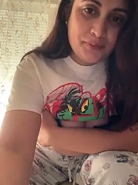 morenita sexy777 online show from 20, 5, 2026