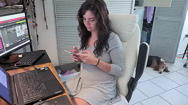 lustfulc99 online show from 4, 8, 2026