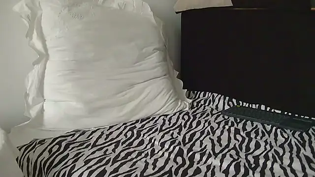 janehotmilf online show from 5, 10, 2025