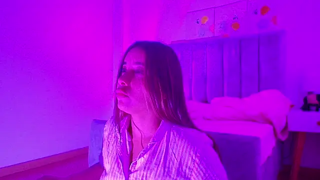 Lucy Carson  online show from 23, 3, 2026