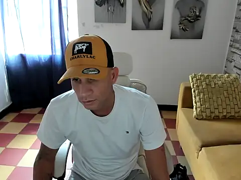 danisegura online show from 13, 1, 2026