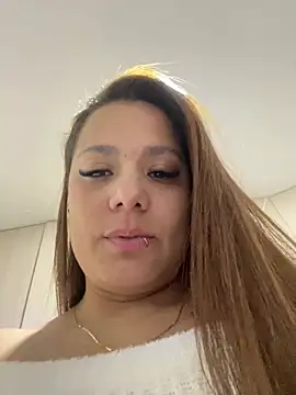 Pretty  Milf online show from 2, 4, 2026