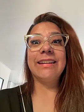 Pretty  Milf online show from 30, 5, 2026
