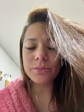 Pretty  Milf online show from 18, 3, 2026