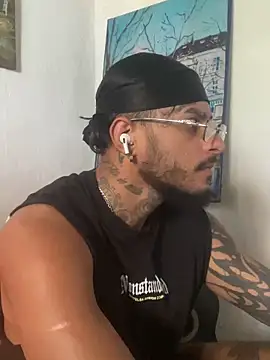 Snapshot of liyamjunior chatting on 12, 2, 2026 liyamjunior online show from 12, 2, 2026