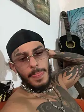 Snapshot of liyamjunior chatting on 19, 2, 2026 liyamjunior online show from 19, 2, 2026