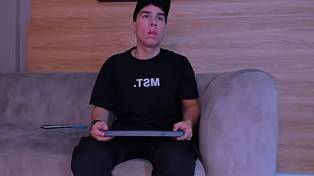 Snapshot of Jake__evanss chatting on 13, 1, 2026 Jake evanss online show from 13, 1, 2026