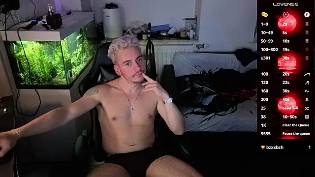 Rayzel White online show from 13, 3, 2026