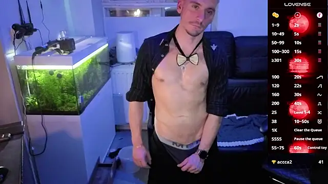 Rayzel White online show from 14, 2, 2026