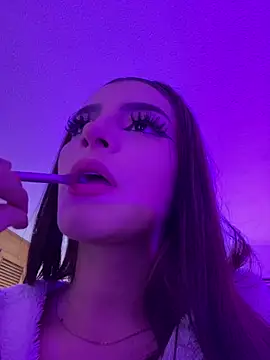 ivy-777 online show from 18, 4, 2026