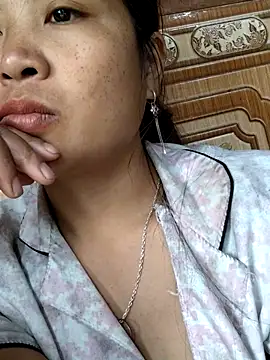 miumiu sexy2x online show from 11, 4, 2026